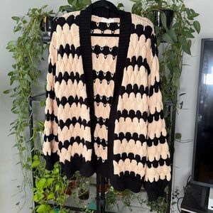 Kirundo Black Beige Popcorn Knit Oversized Cardigan Balloon Sleeve Medium